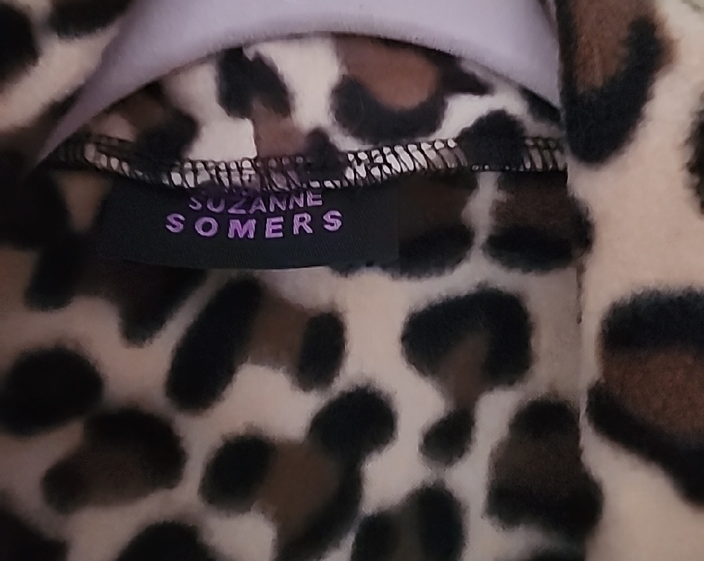 NWT-Suzanne Somers Leopard (100% Polyester Leopard Print Fabric) Swing Jacket - Picture 2 of 9